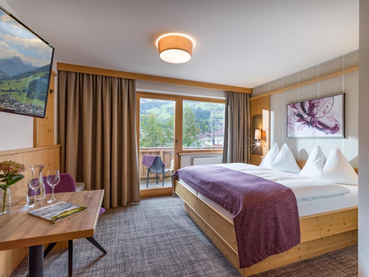 Hotel Zentral ****Superior Kirchberg in Tirol Exteriör bild