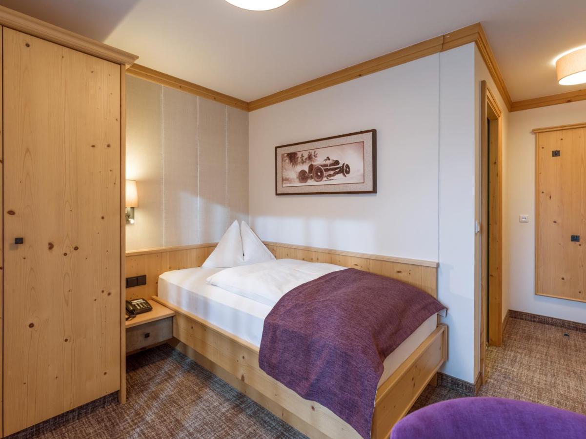 Hotel Zentral ****Superior Kirchberg in Tirol Exteriör bild