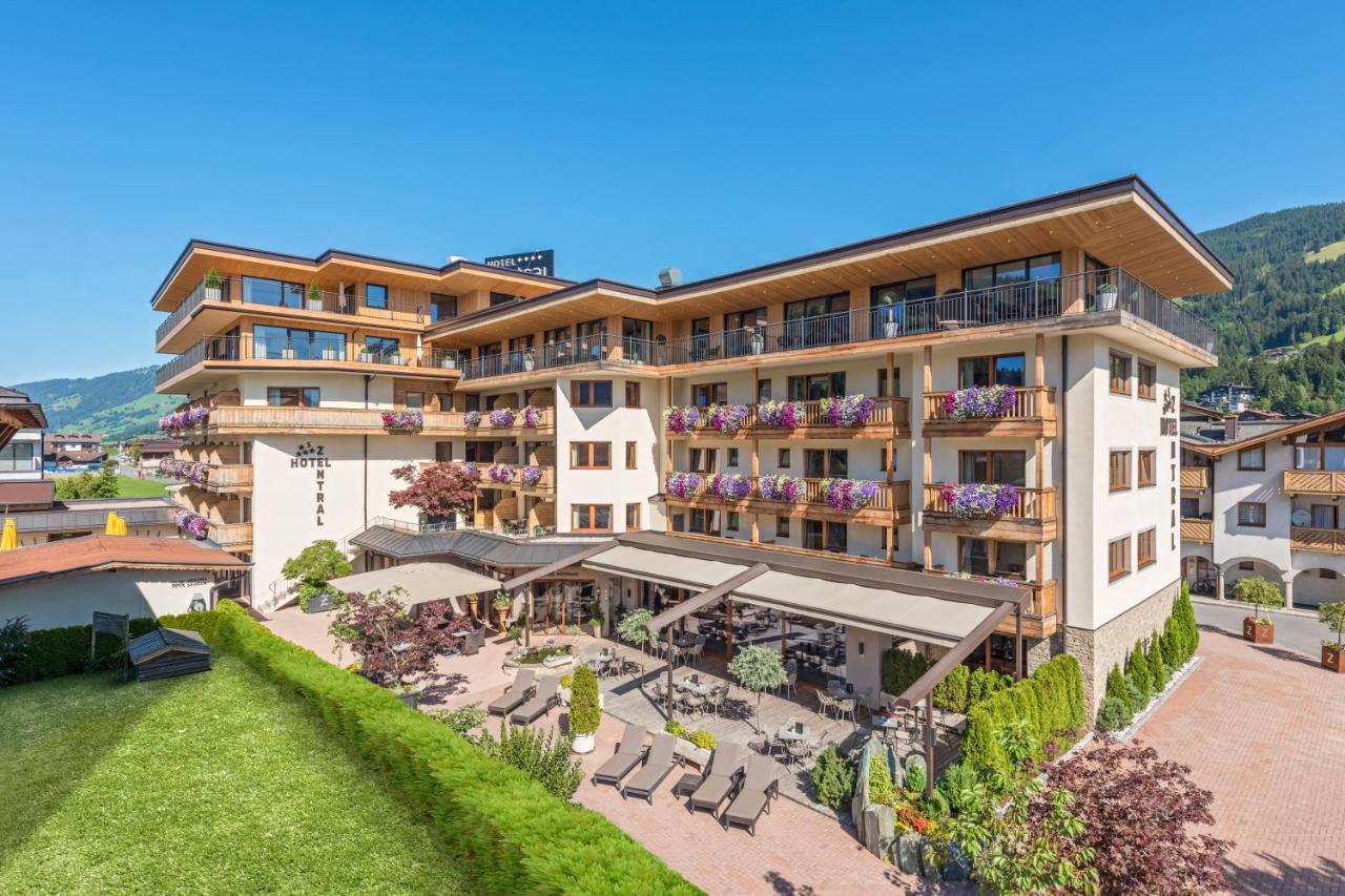 Hotel Zentral ****Superior Kirchberg in Tirol Exteriör bild