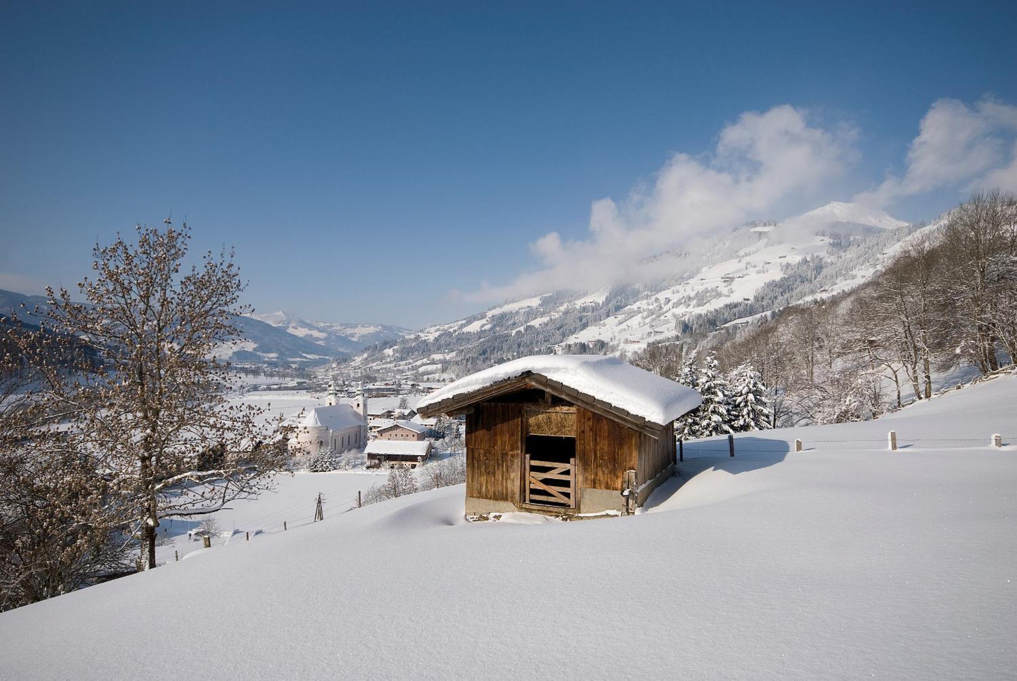 Hotel Zentral ****Superior Kirchberg in Tirol Exteriör bild