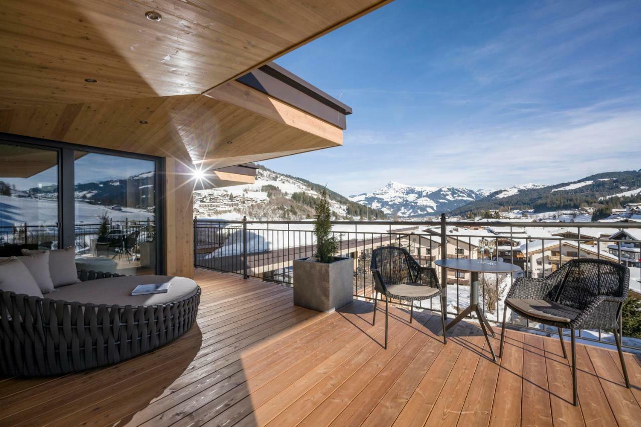 Hotel Zentral ****Superior Kirchberg in Tirol Exteriör bild