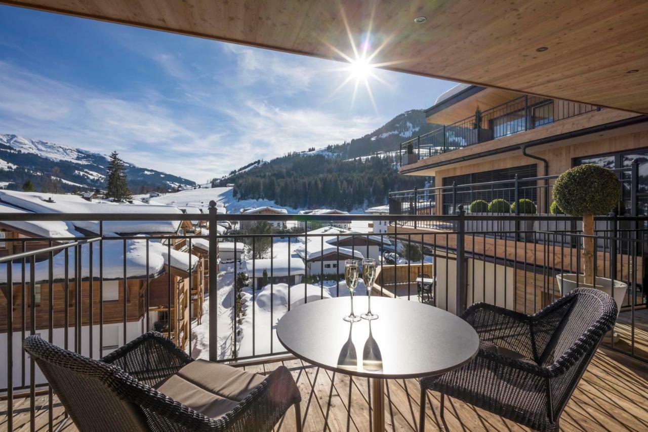 Hotel Zentral ****Superior Kirchberg in Tirol Exteriör bild